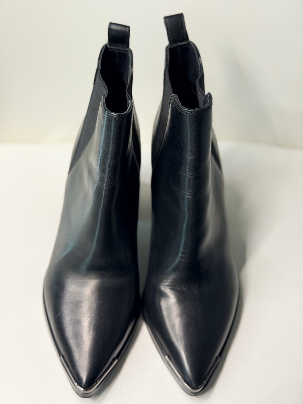 Pointed Black Leather Chelsea Heeled Ankle Boots